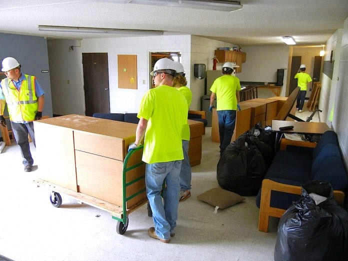 فك وتركيب اثاث